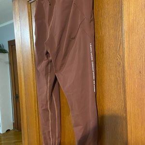 Women’s alphalete joggers